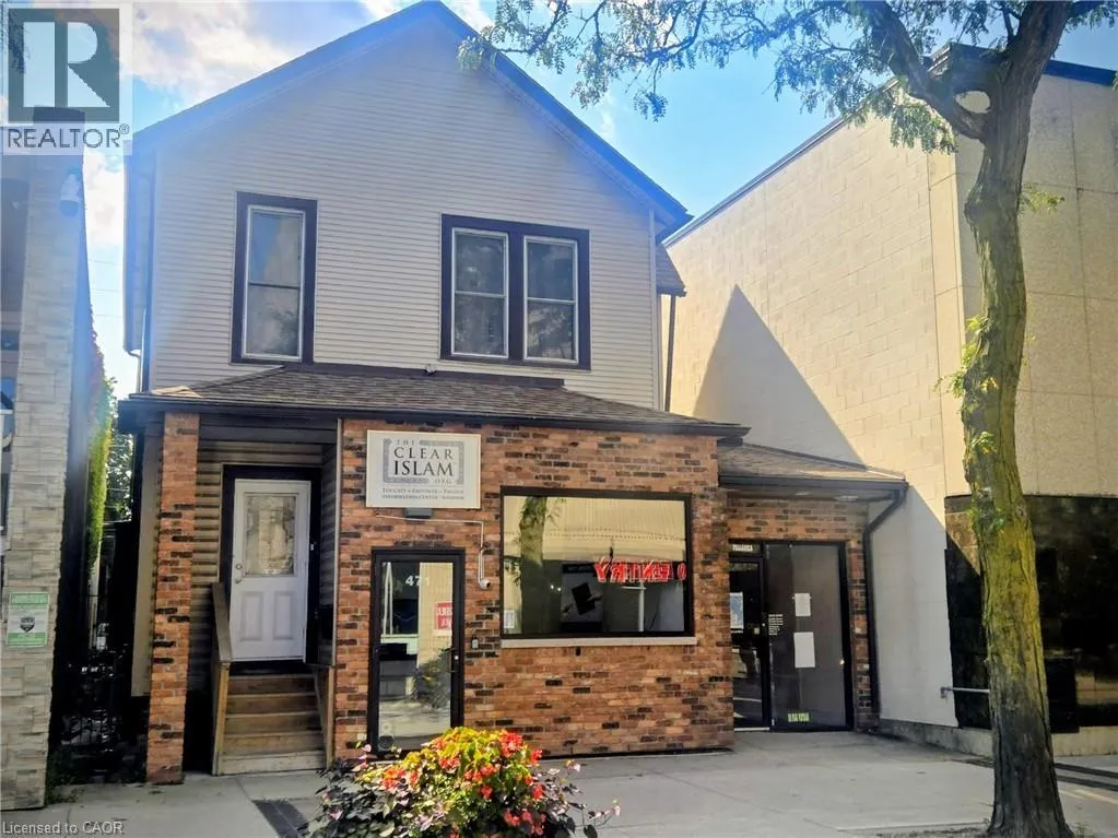 Fourplex for rent: 469-471 Pelissier Street, Windsor, Ontario N9A 4L2