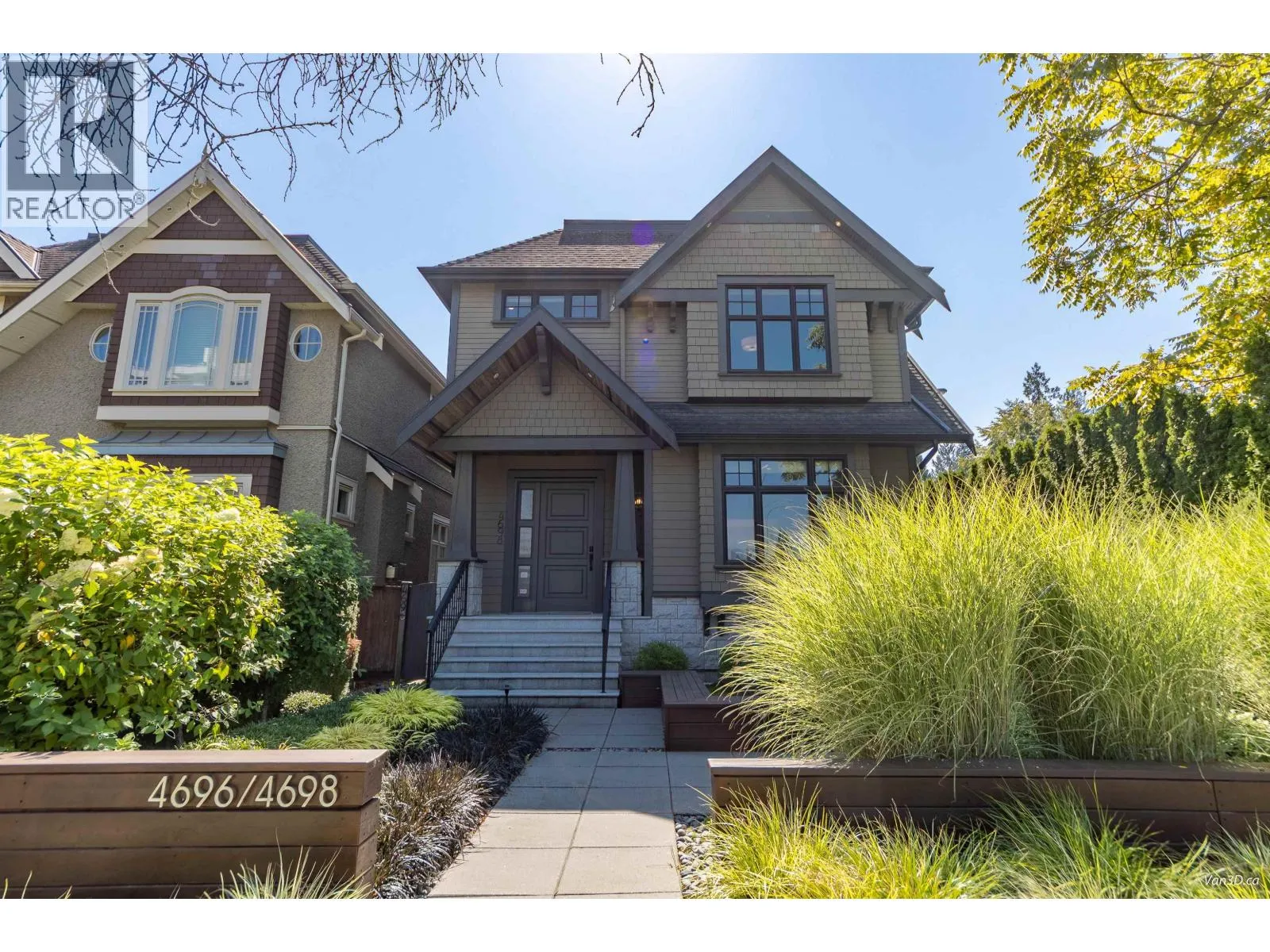 House for rent: 4698 W 11th Avenue, Vancouver, British Columbia V6R 2M7