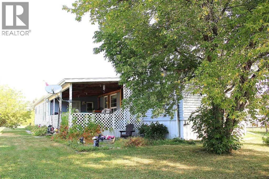 Manufactured Home for rent: 47, 33009 Range Road 55, Rural Mountain View County, Alberta T0M 1X0