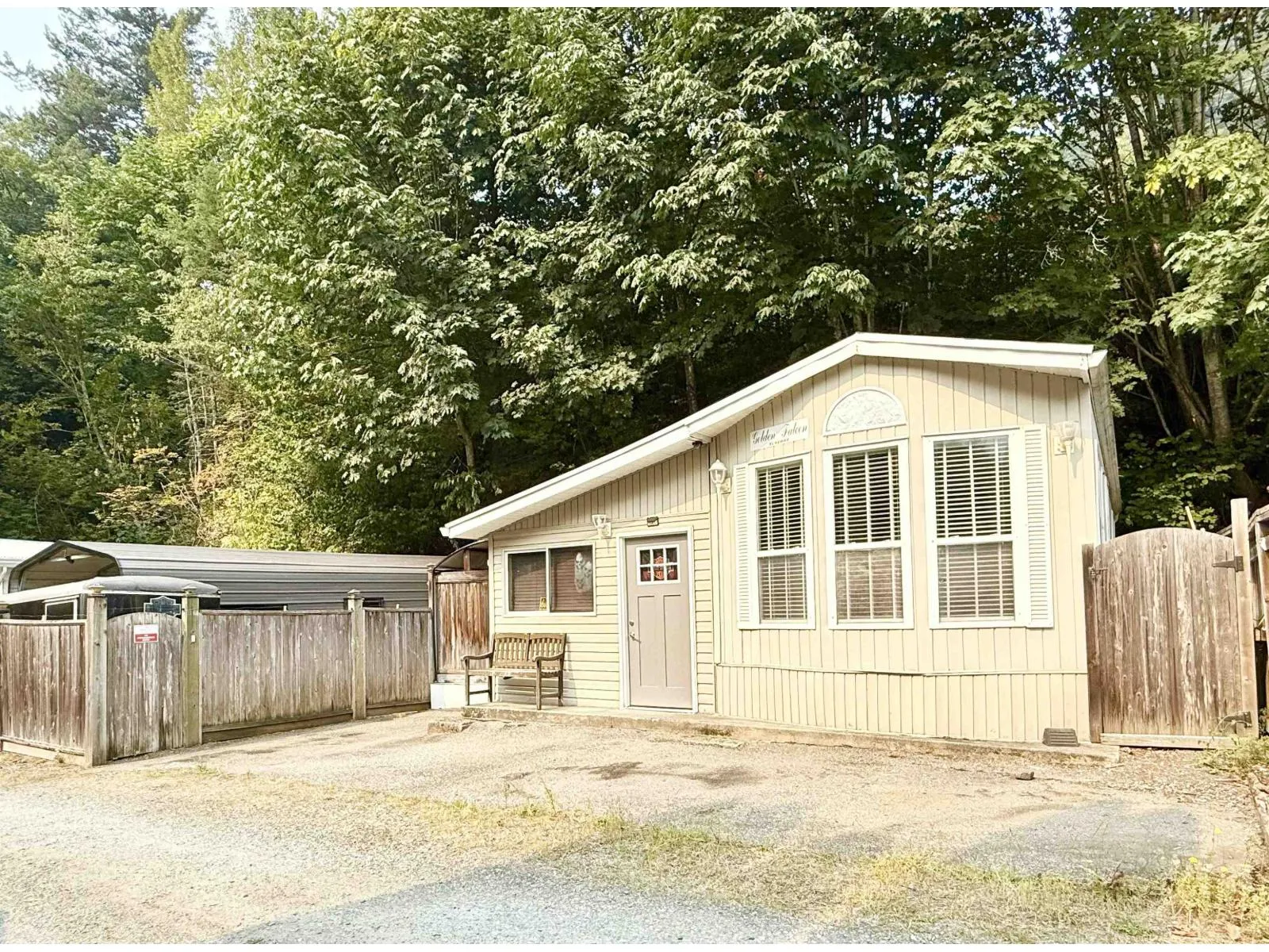 Recreational for rent: 47 & 48 1650 Columbia Valley Road|columbia Valley, Lindell Beach, British Columbia V2R 4X4