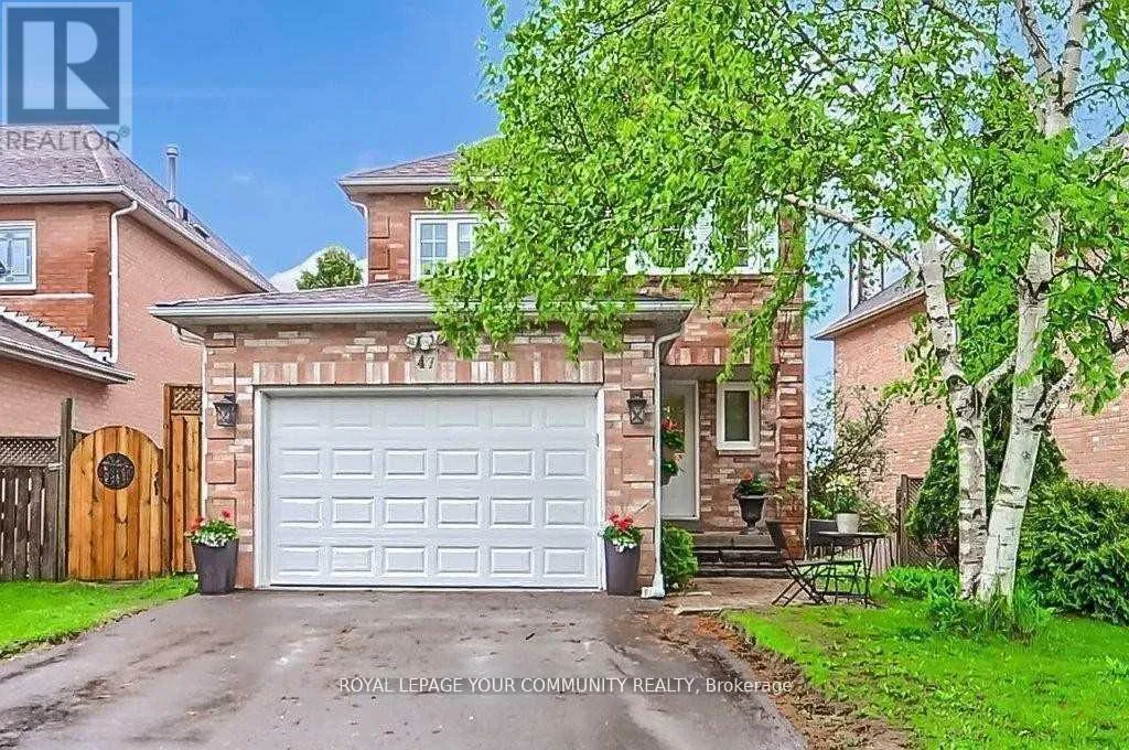 Other for rent: 47 Chiswick Crescent, Aurora, Ontario L4G 6P1