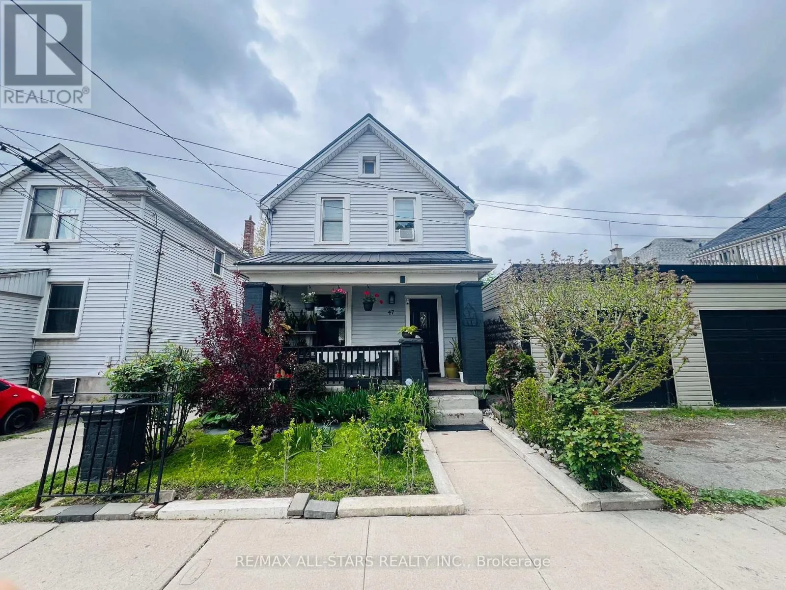 House for rent: 47 Douglas Avenue, Hamilton, Ontario L8L 5R1