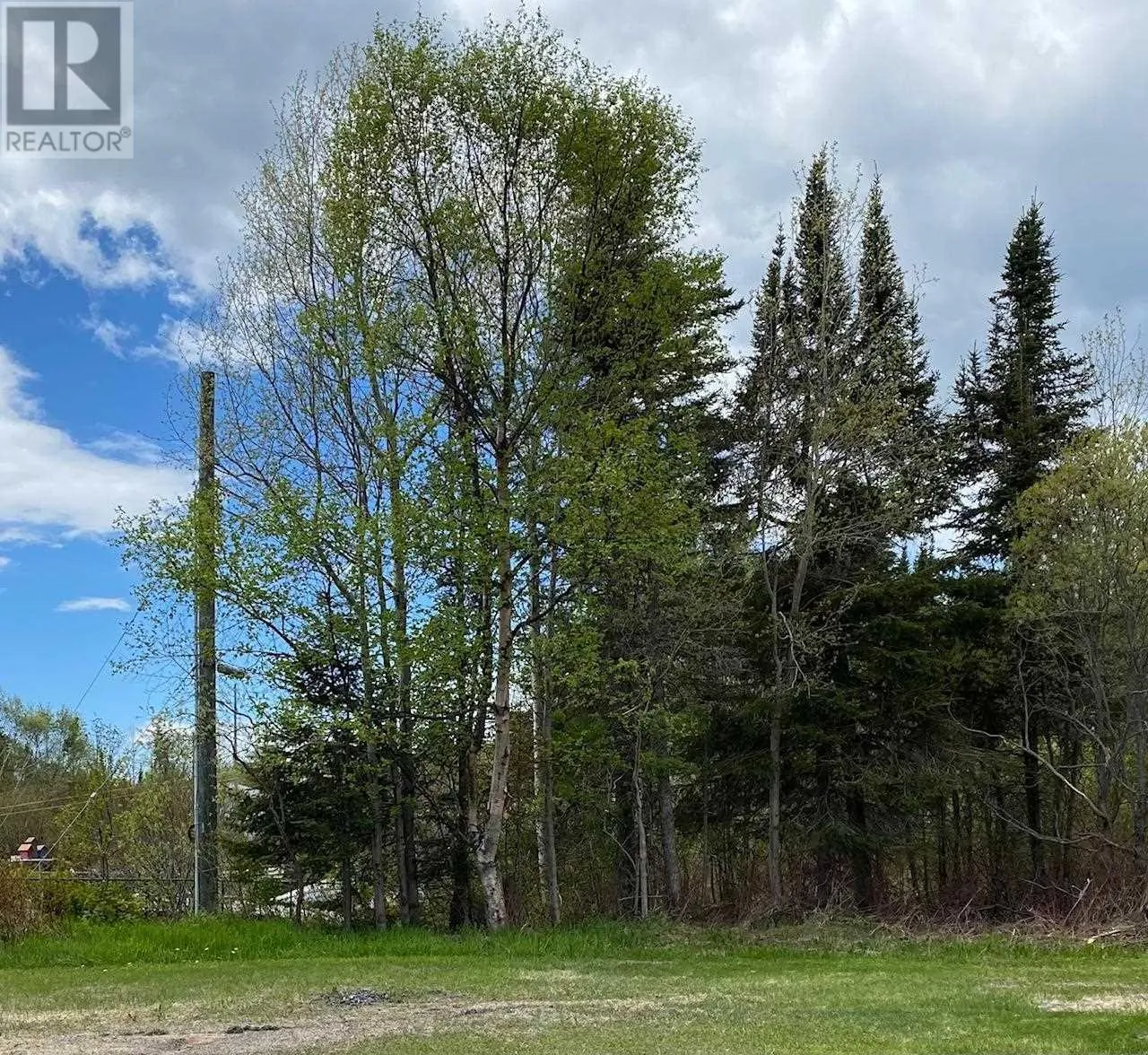 47 Eastgrove Cres, Terrace Bay, Ontario P0T 2W0