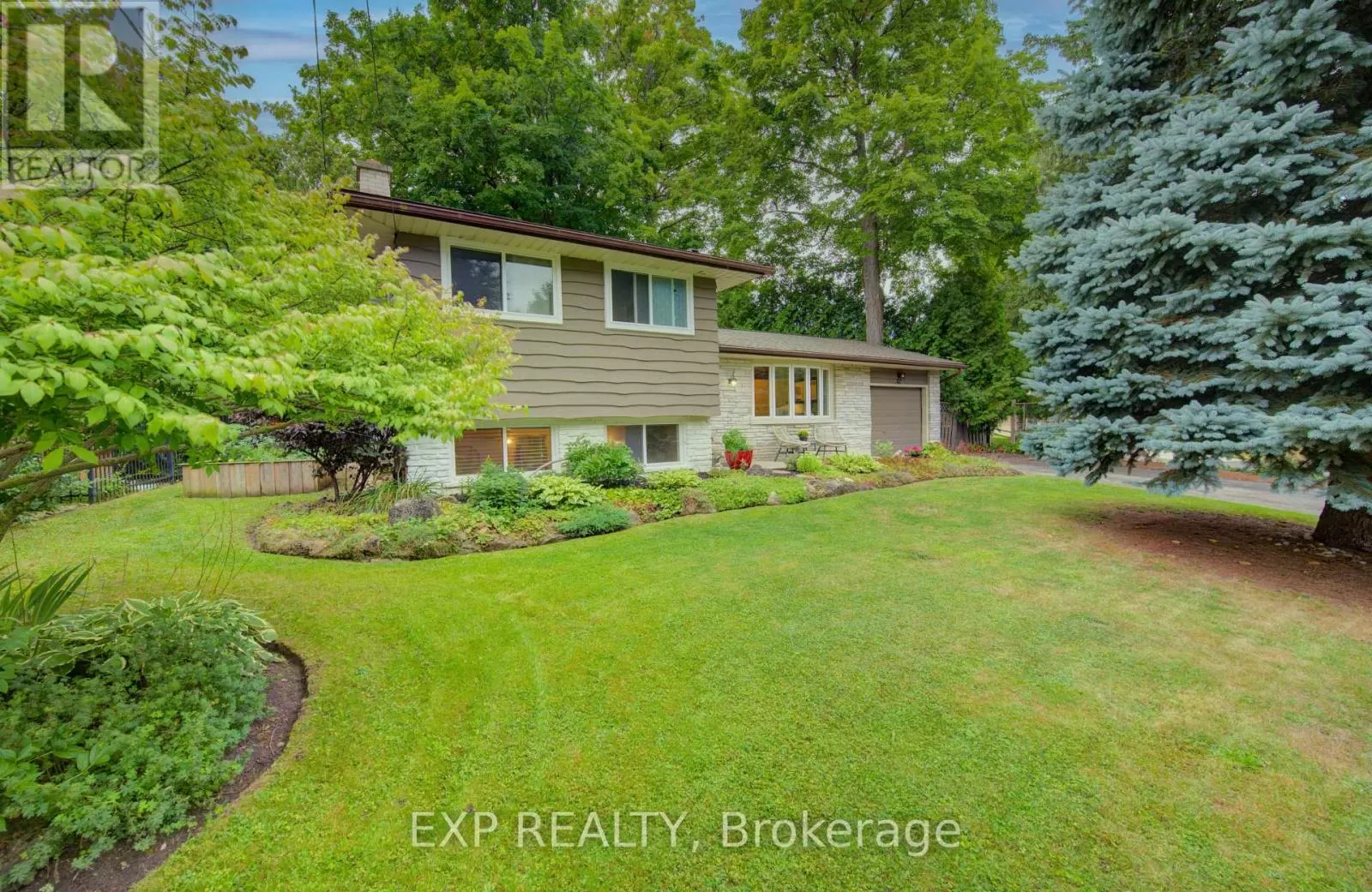 House for rent: 47 Hillcrest Lane, Kitchener, Ontario N2K 1S9