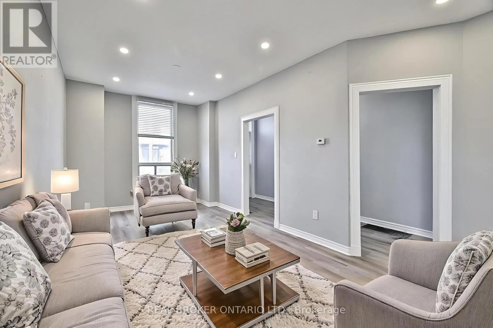 Row / Townhouse for rent: 47 Lindner Street, Toronto, Ontario M6N 1B3