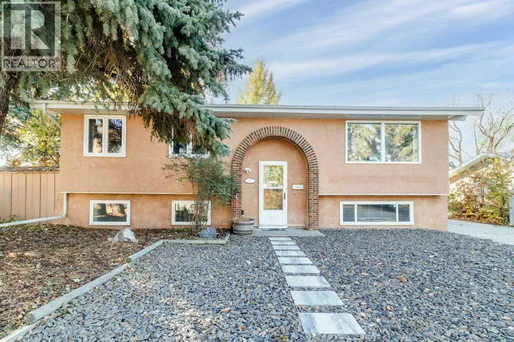 House for rent: 47 Martin Close, Red Deer, Alberta T4N 5J8