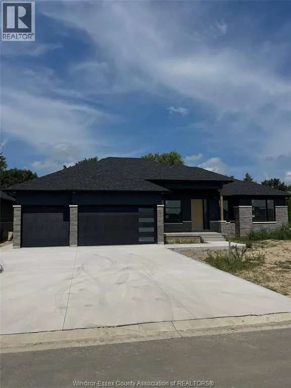 House for rent: 47 Rosewood Crescent, Chatham, Ontario N7M 0P4