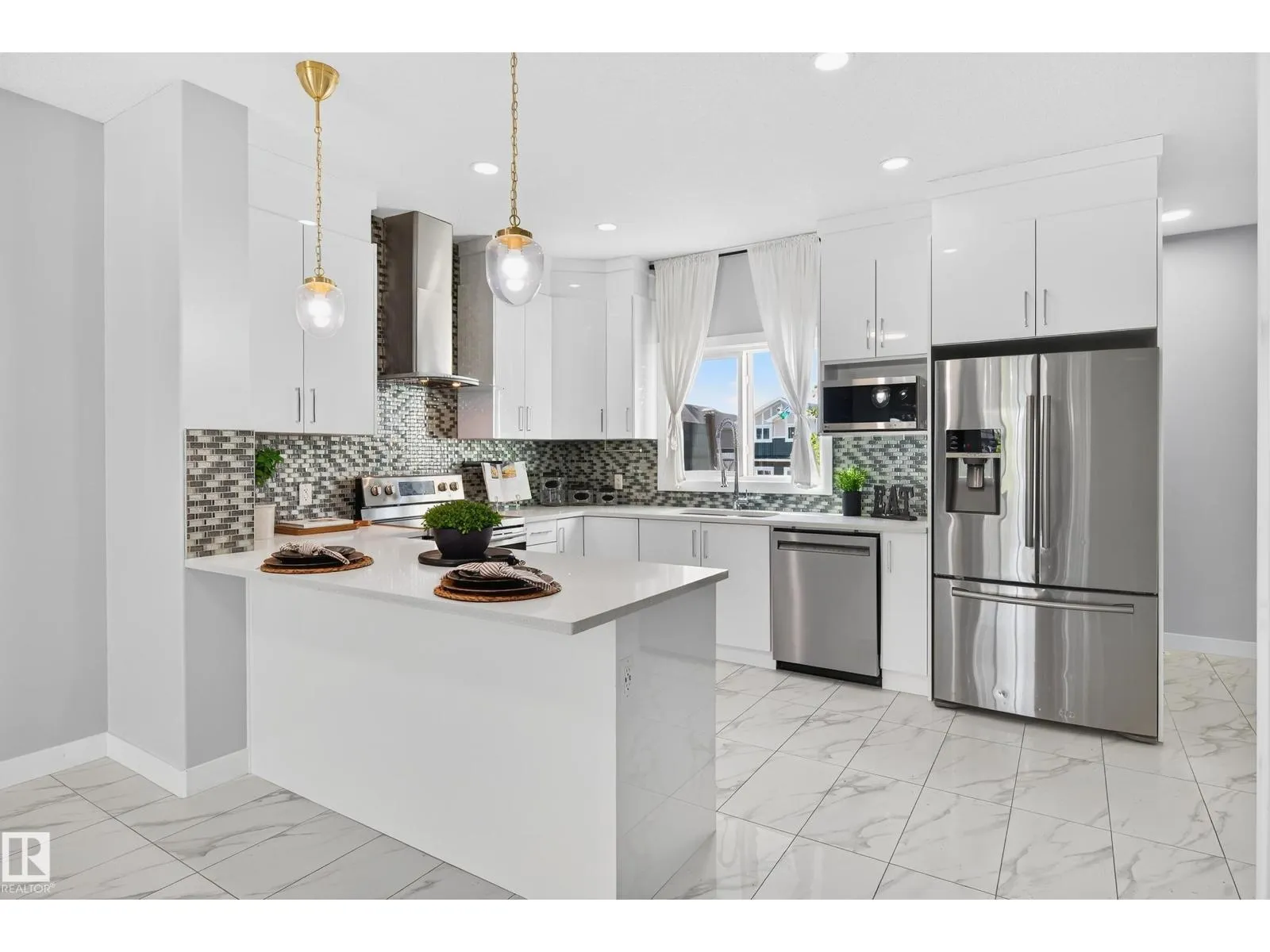 House for rent: 4710 35 St, Beaumont, Alberta T4X 2Y4