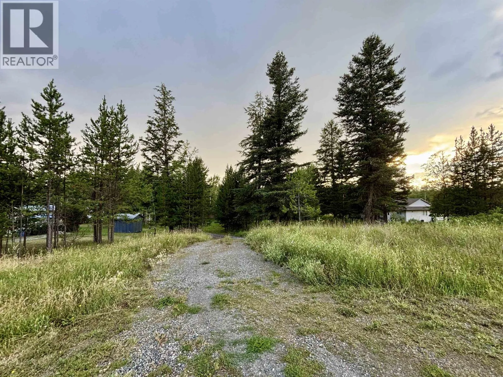 4710 Chilcotin Crescent, 108 Mile Ranch, British Columbia V0K 2Z0