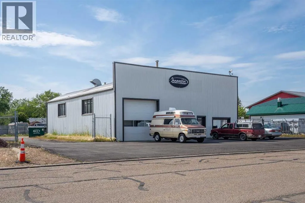 4712 44 Street, Camrose, Alberta T4V 1B9