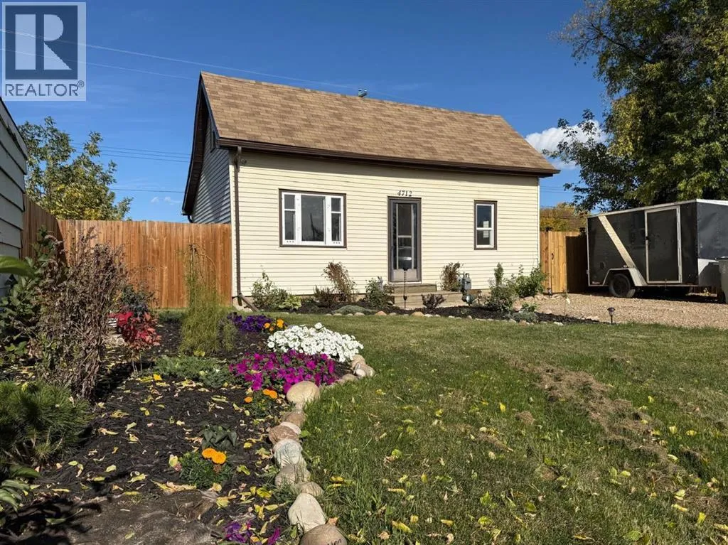 House for rent: 4712 52nd Avenue, High Prairie, Alberta T0G 1E0