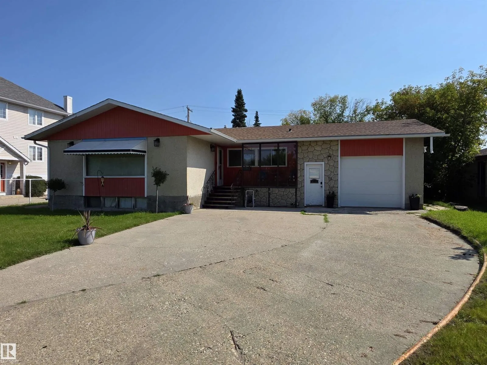 House for rent: 4719 50 St, Drayton Valley, Alberta T7A 1J1