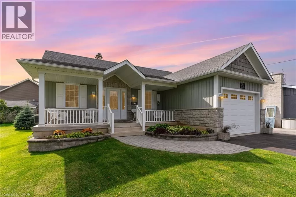 House for rent: 472 Countess Street S, Durham, Ontario N0G 1R0