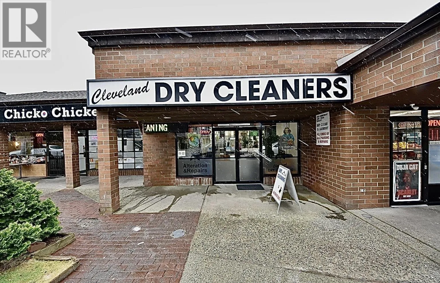 4720 Capilano Drive, North Vancouver, British Columbia V7R 4K3