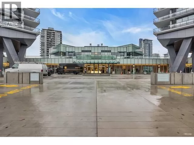 Apartment for rent: 4720 Lougheed Hwy, Burnaby, British Columbia V5C 0M8