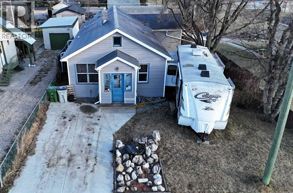 House for rent: 4725 5 Ave, Edson, Alberta T7E 1C6