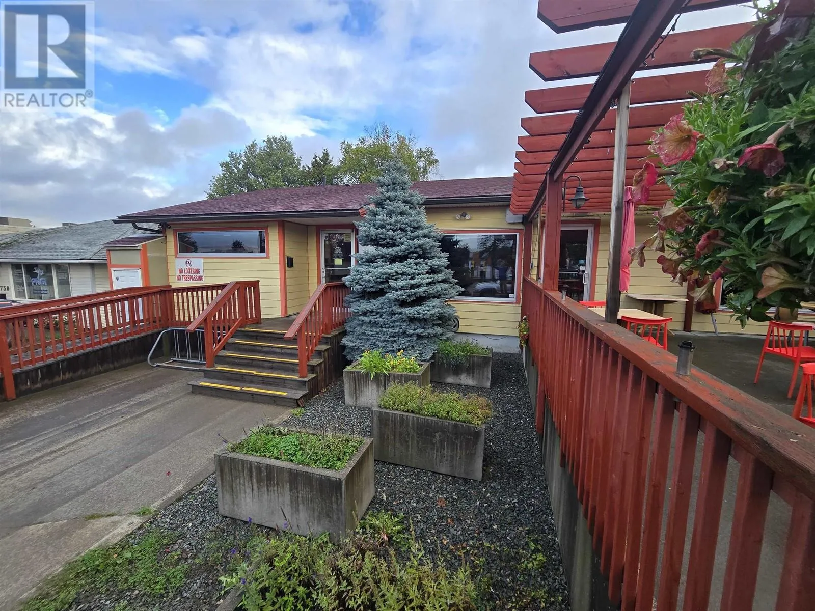 4728 Lazelle Avenue, Terrace, British Columbia V8G 1T2