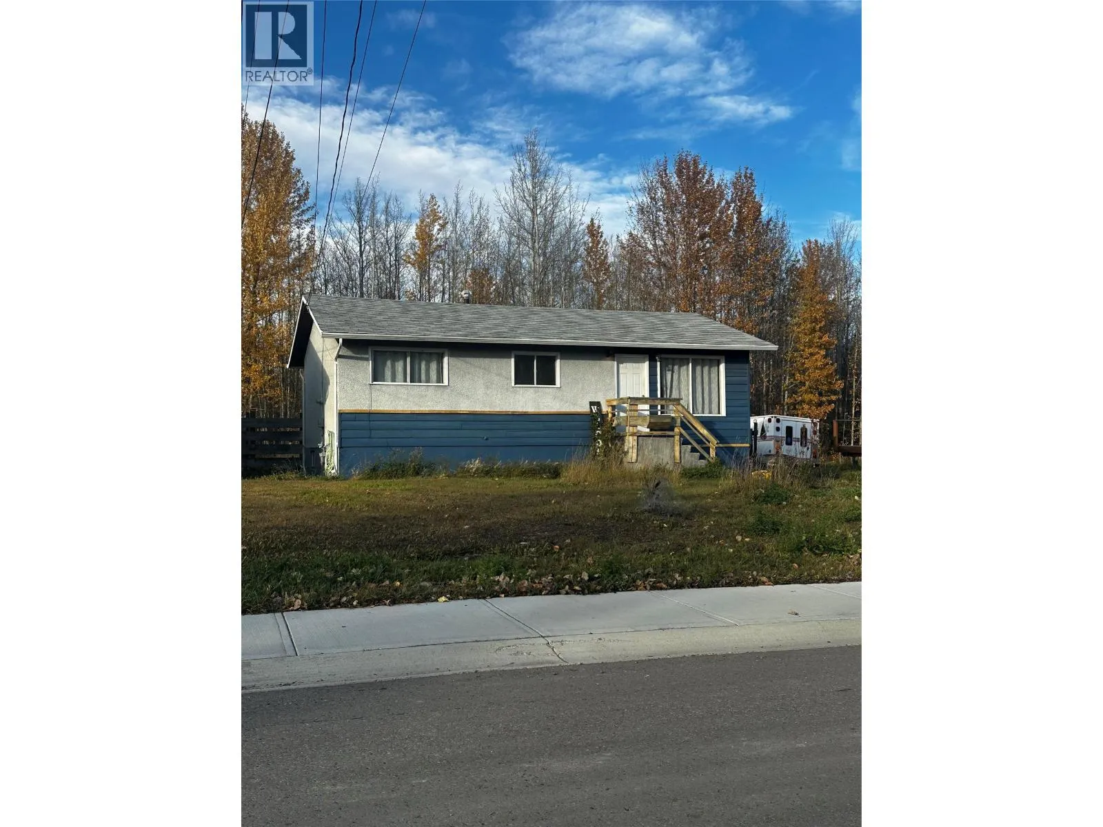 House for rent: 4728 Wabi Crescent Road, Chetwynd, British Columbia V0C 1J0