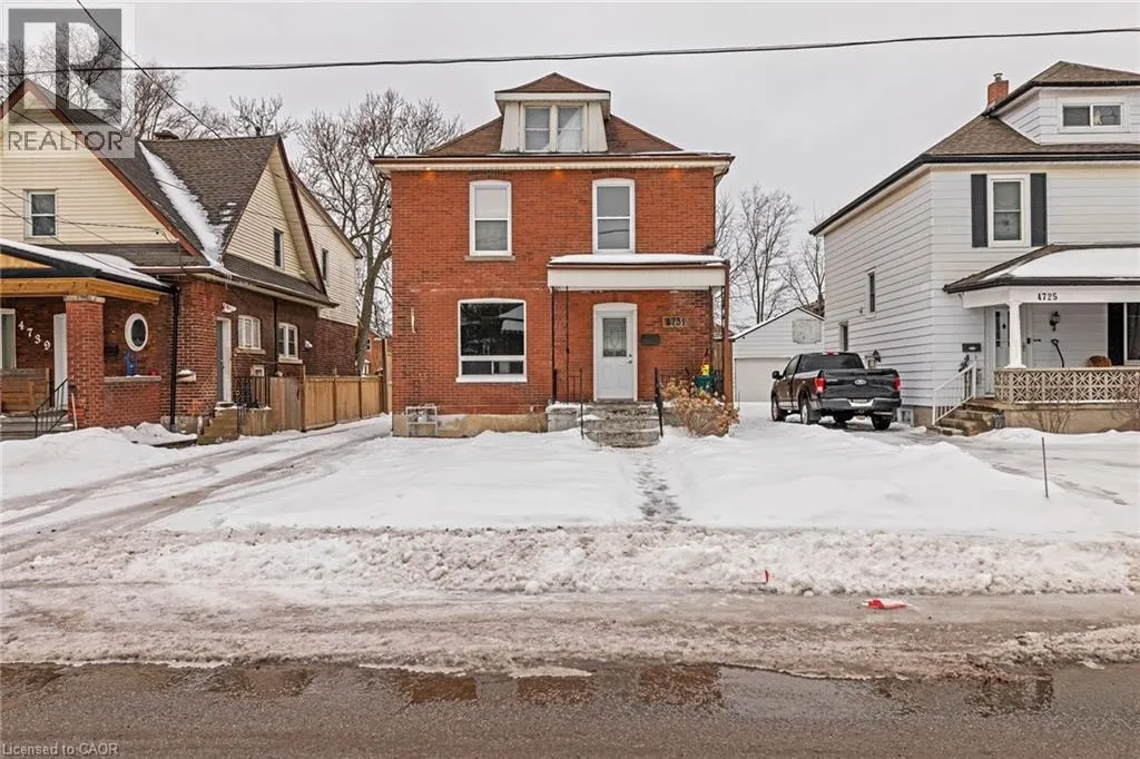 House for rent: 4731 Third Avenue, Niagara Falls, Ontario L2E 4L7