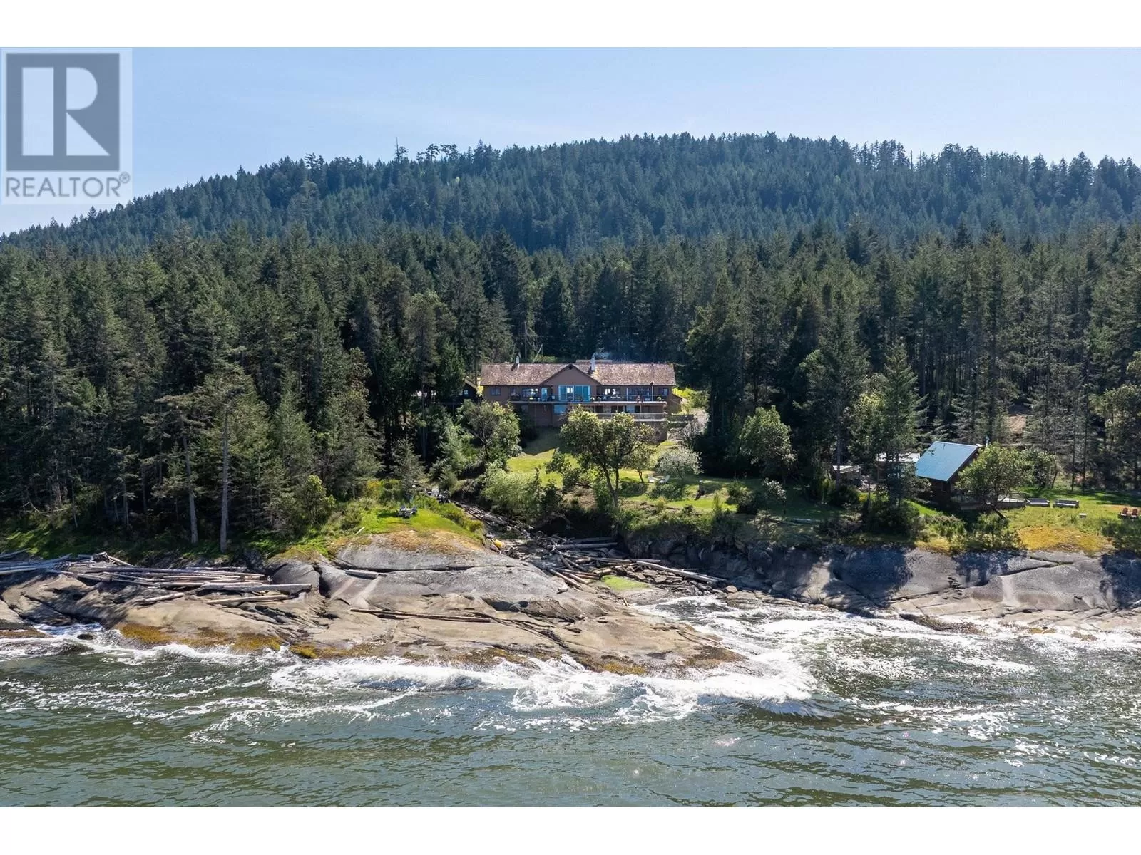 House for rent: 474 W Sticks Allison Road, Galiano Island, British Columbia V0N 1P0