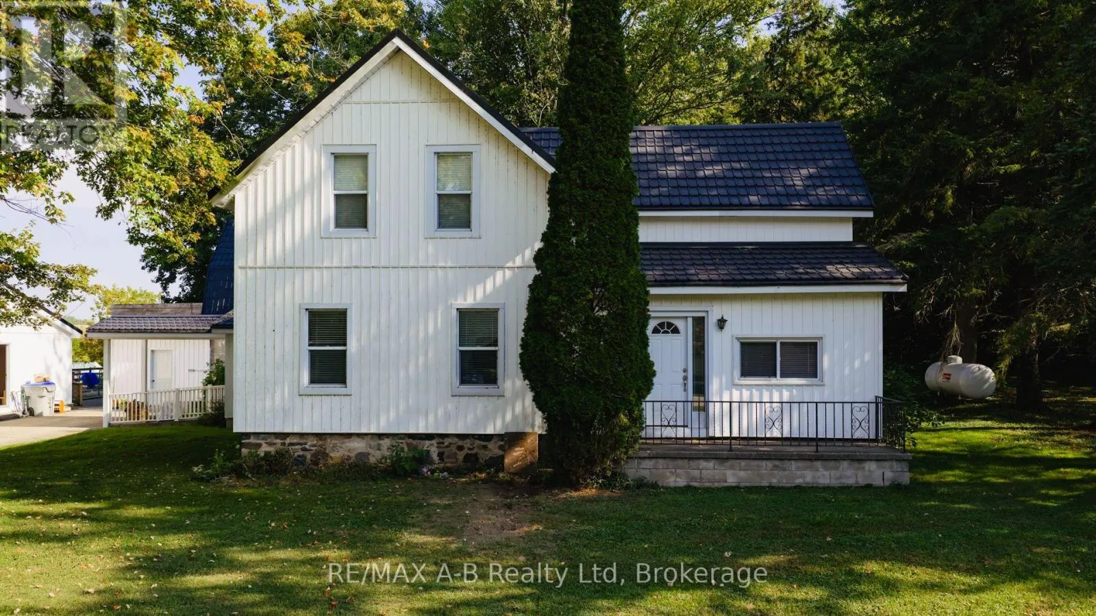 House for rent: 4740 16 Line, Perth South, Ontario N4X 1C9