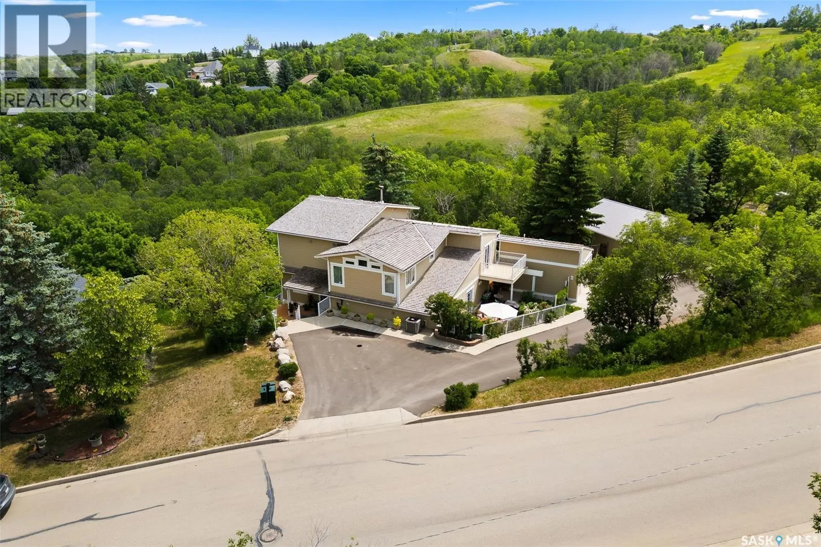 House for rent: 475 James Street S, Lumsden, Saskatchewan S0G 3C0