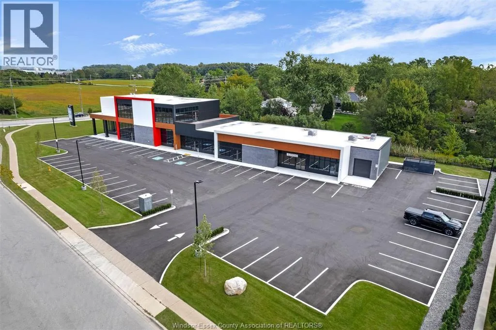 475 Seacliff Drive, Kingsville, Ontario N9Y 2K5