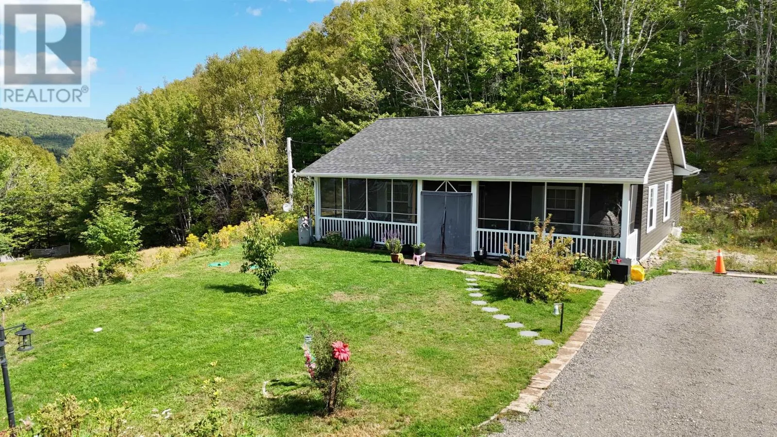 House for rent: 47519 Cabot Trail, Tarbot, Nova Scotia B0E 1B0