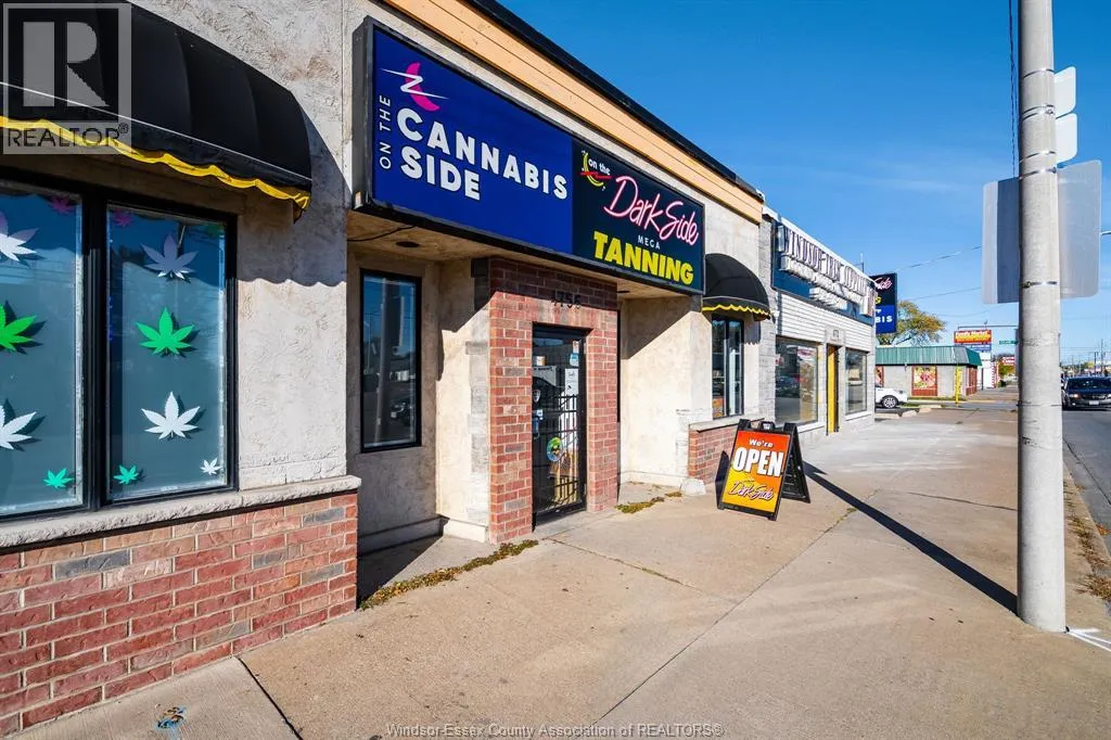 4756 Tecumseh Road, Windsor, Ontario N8T 1B7