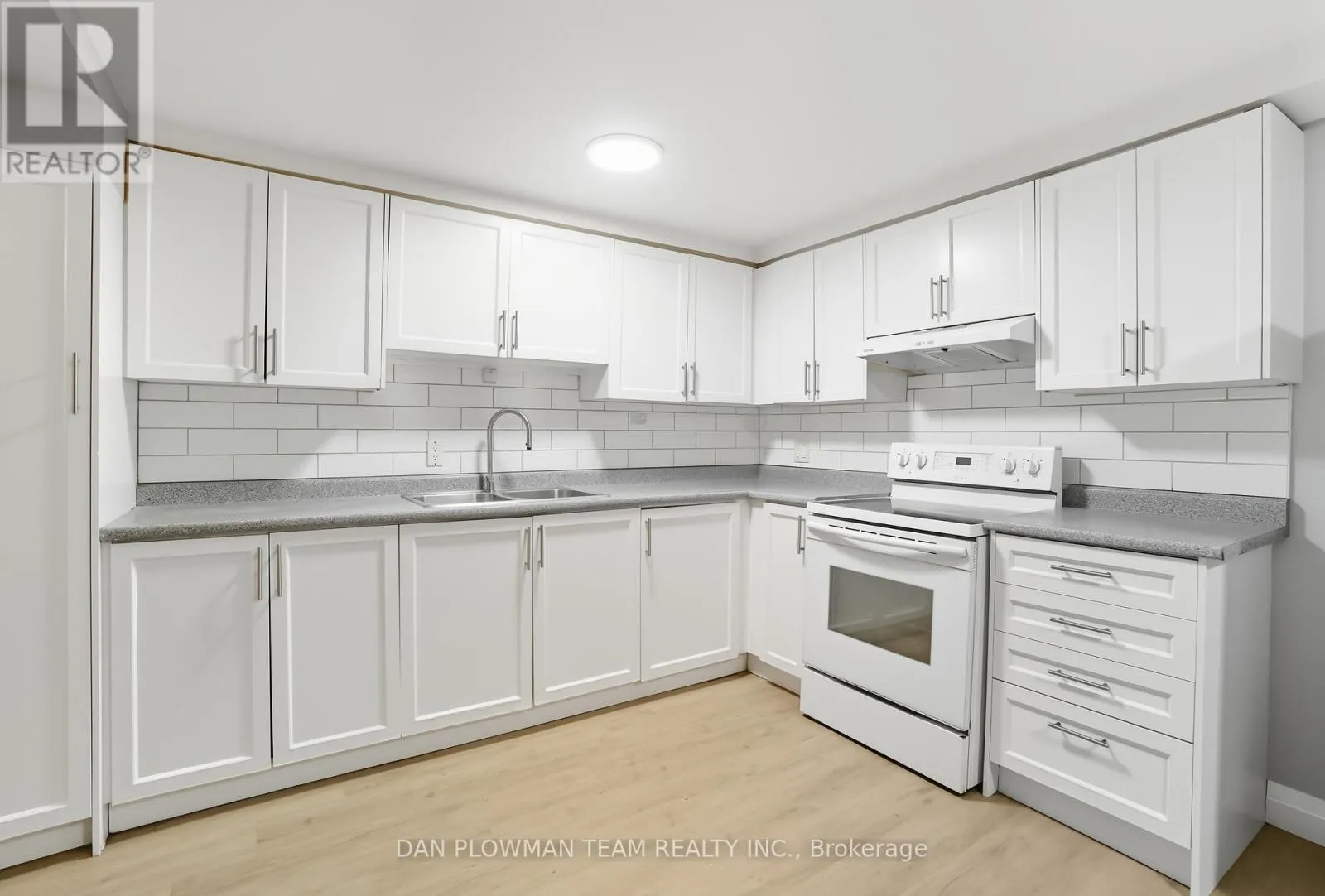 Multi-Family for rent: 476 Albert Street, Oshawa, Ontario L1H 4S6