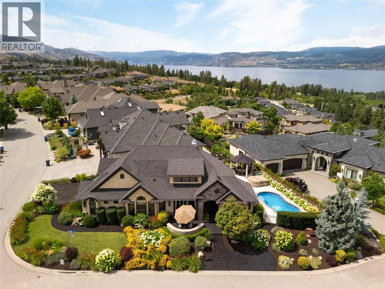 House for rent: 4768 Carmel Crescent, Kelowna, British Columbia V1W 5B9