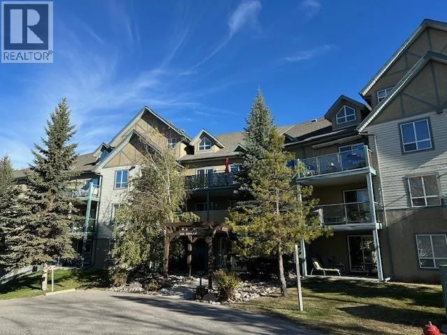 Apartment for rent: 4769 Forsters Landing Unit# 307, Radium Hot Springs, British Columbia V0A 1M0