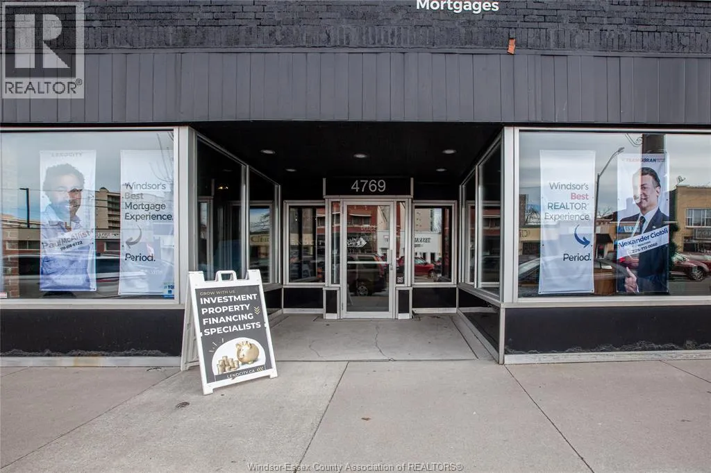 4769 Wyandotte Street East, Windsor, Ontario N8Y 1H8
