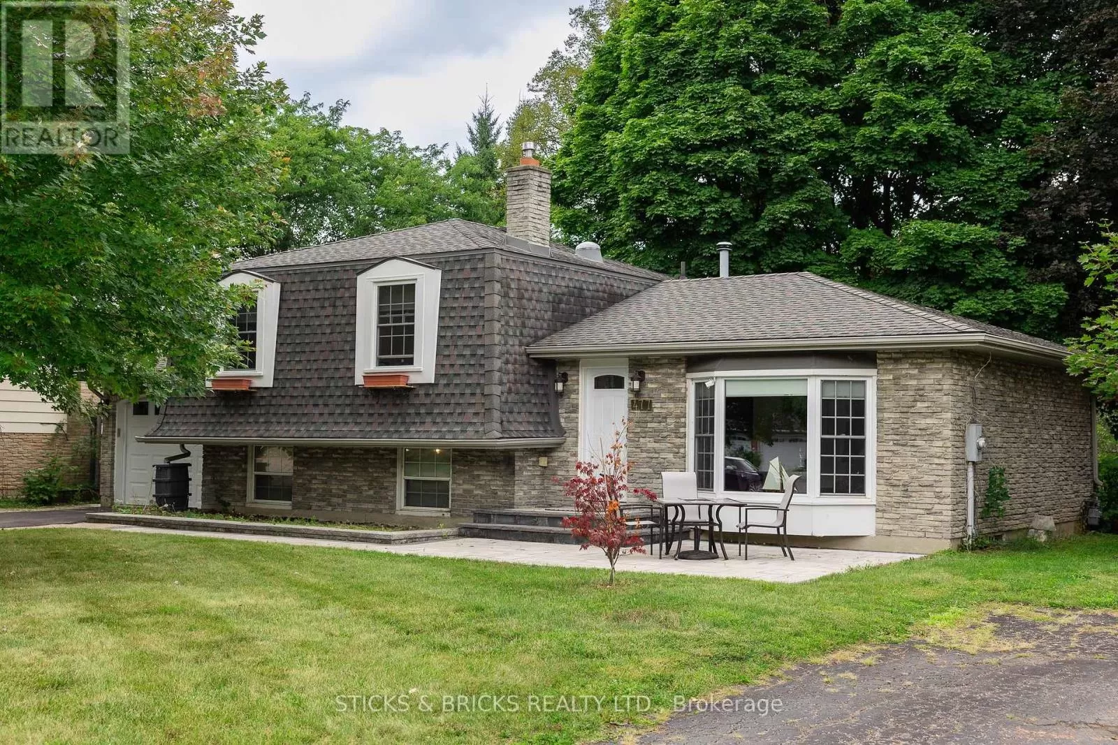 House for rent: 477 Dorchester Street, Niagara-on-the-Lake, Ontario L0S 1J0