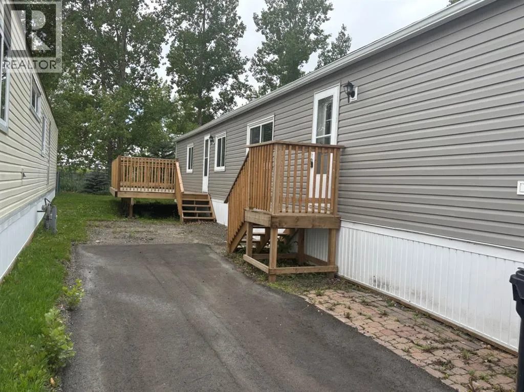 Mobile Home for rent: 478, 1101 84 Street Ne, Calgary, Alberta T2A 7X2