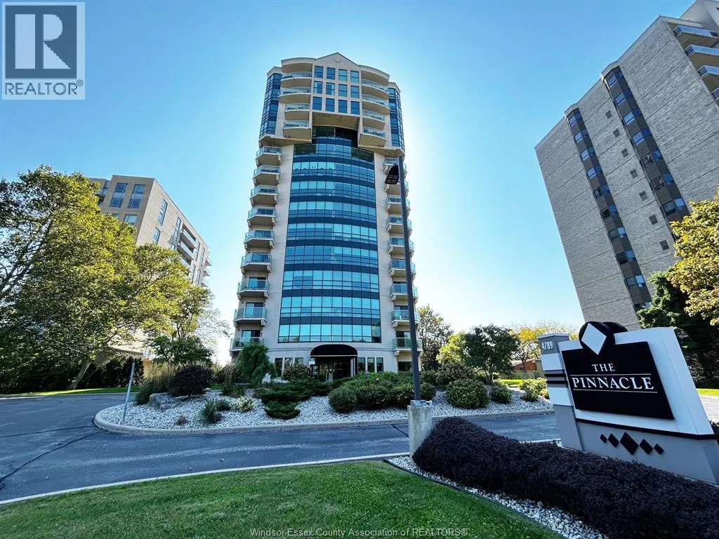 Apartment for rent: 4789 Riverside Drive East Unit# 707, Windsor, Ontario N8Y 5A2