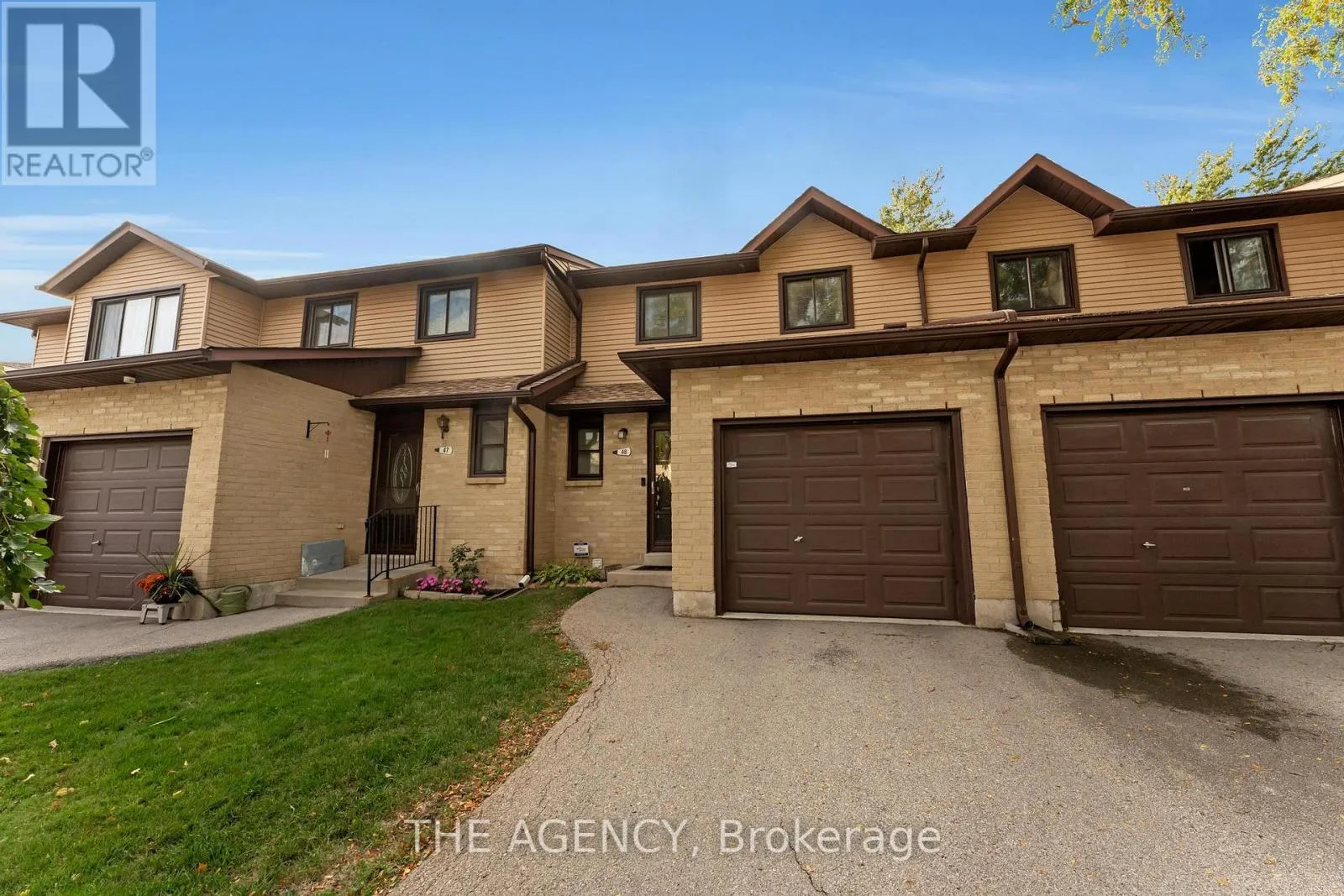 Row / Townhouse for rent: 48 - 860 Rymal Road E, Hamilton, Ontario L8W 2X6