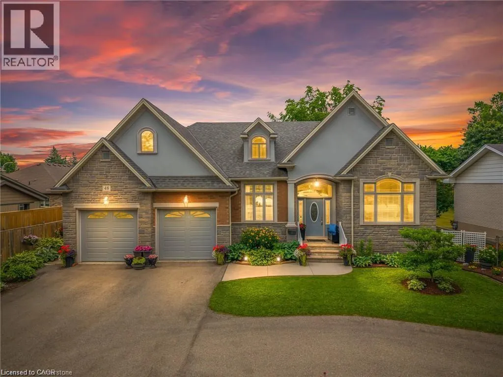 House for rent: 48 Casablanca Boulevard S, Grimsby, Ontario L3M 3Z2