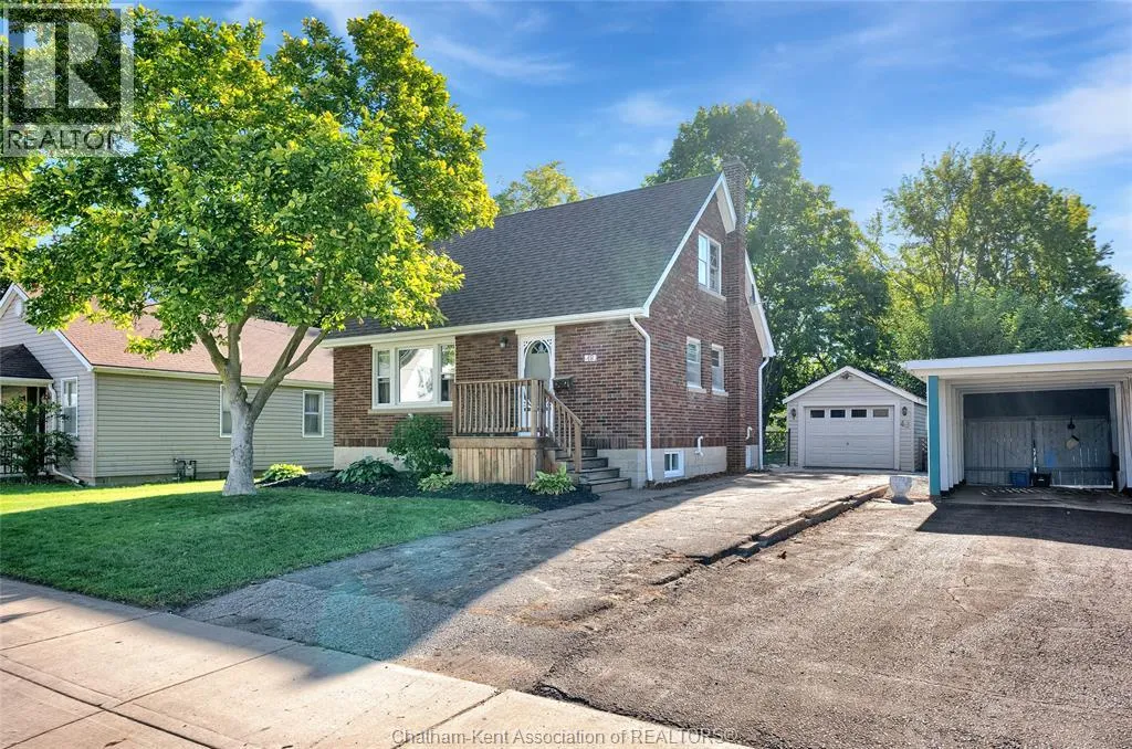 House for rent: 48 Cornhill Street, Chatham, Ontario N7L 1M7