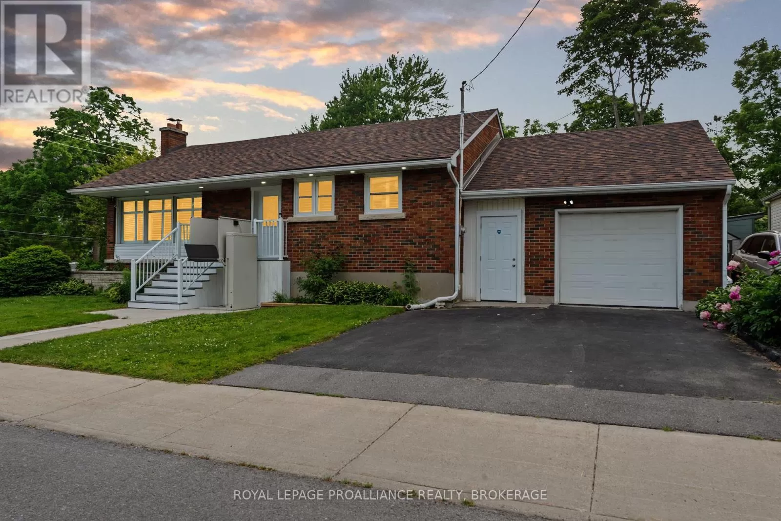 House for rent: 48 Ellerbeck Street, Kingston, Ontario K7L 4H7