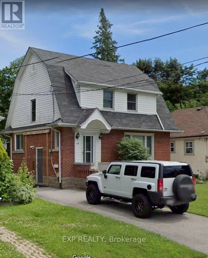 House for rent: 48 Kingsmount Street N, Hamilton, Ontario L8S 3L3