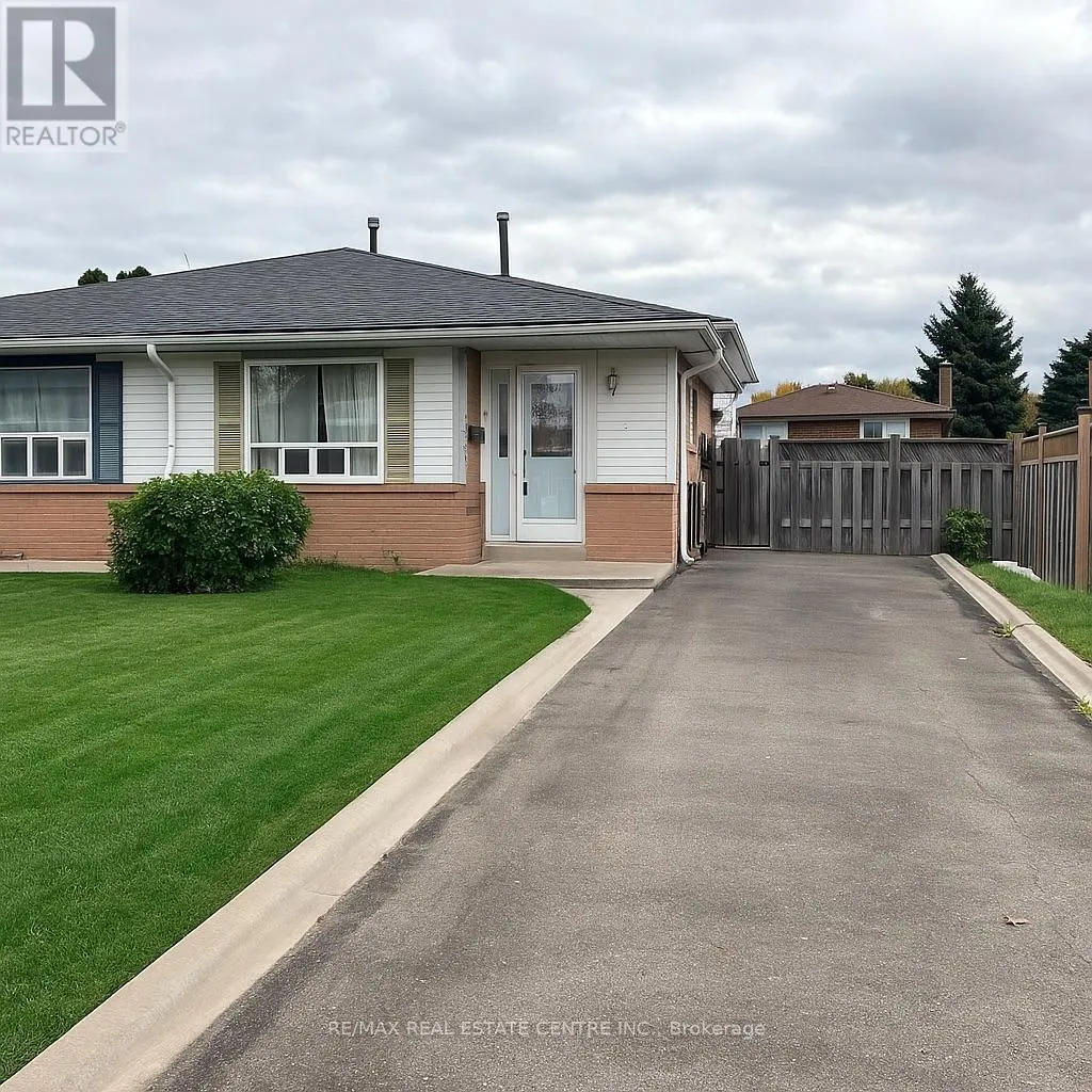 House for rent: 48 Marblehead Crescent, Brampton, Ontario L6S 2V1