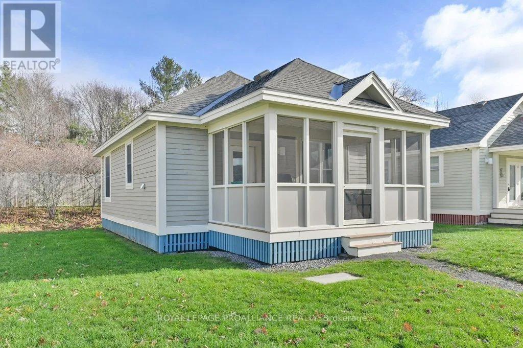 House for rent: 48 Meadow View Lane, Prince Edward County, Ontario K0K 1P0