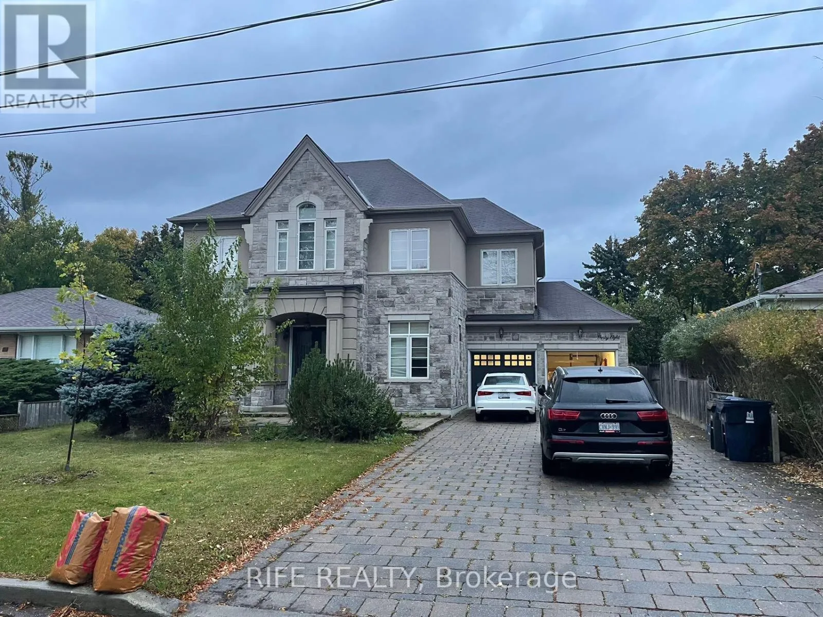 House for rent: 48 Transwell Avenue, Toronto, Ontario M2R 2J4