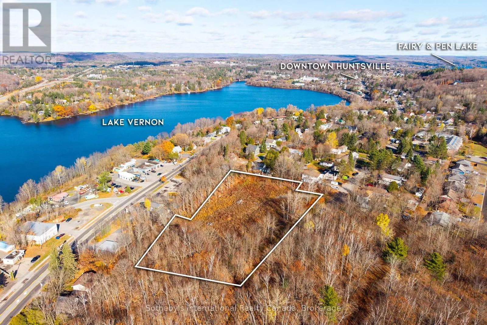 48 West Elliott Street, Huntsville, Ontario P1H 1W2