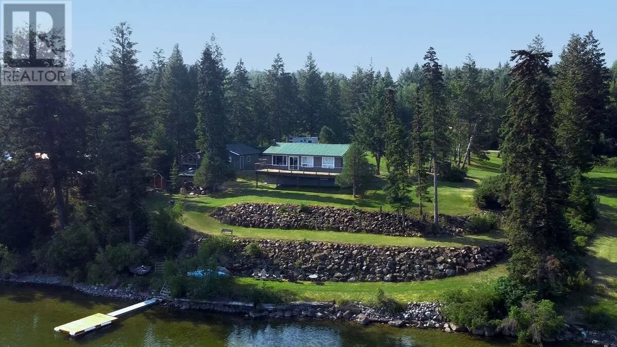 House for rent: 4803 Lakeview Road, Lac La Hache, British Columbia V0K 1T0