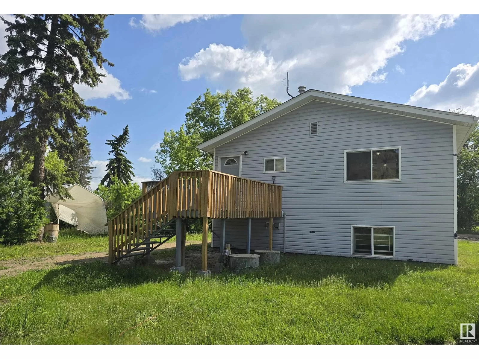 House for rent: 4805 50 St, Pibroch, Alberta T7P 2P6