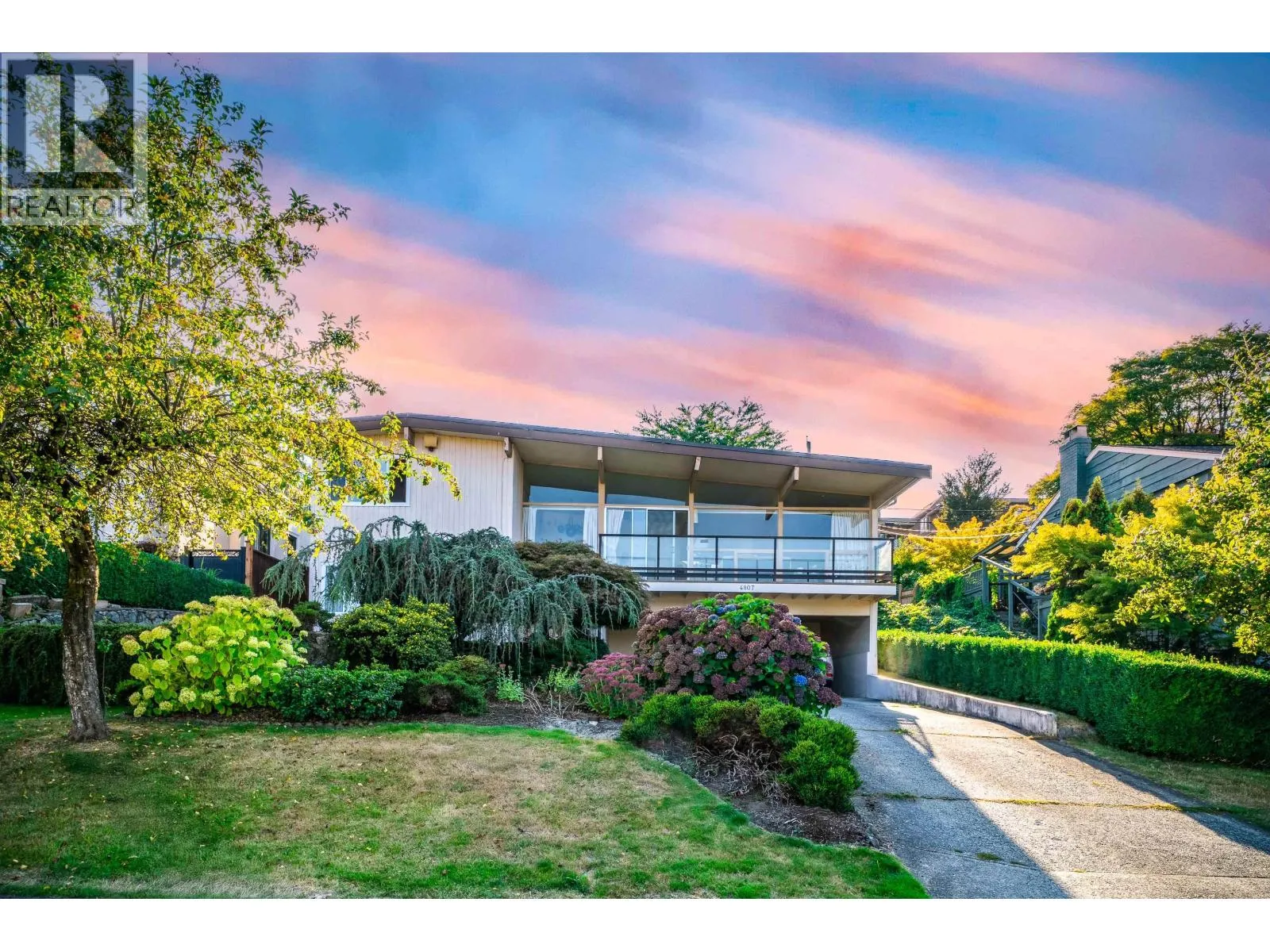 House for rent: 4807 Paton Street, Vancouver, British Columbia V6L 2H9