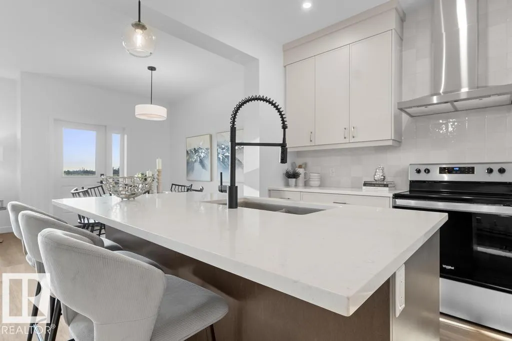 House for rent: 4809 Cawsey Tc Sw, Edmonton, Alberta T6W 5M7