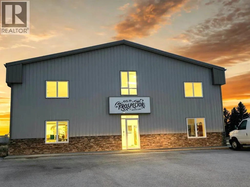 4810 41 Street, Camrose, Alberta T4V 1N9